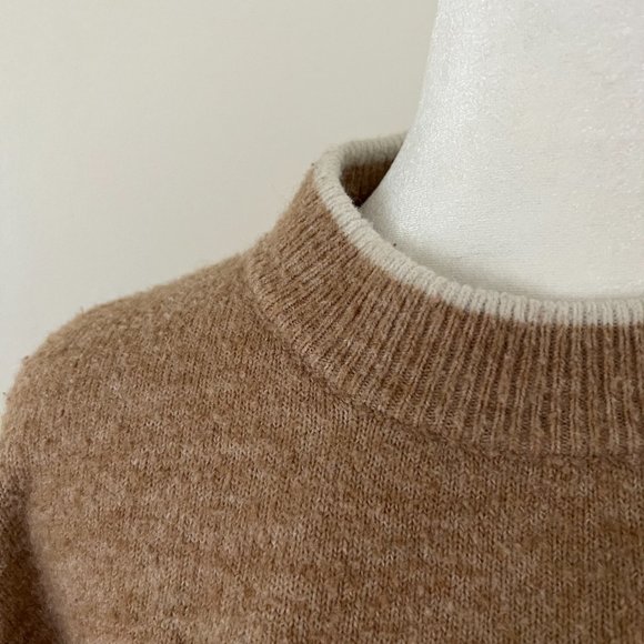 H&M | Mock Neck Tan sweater with White Edges - Picture 3 of 14